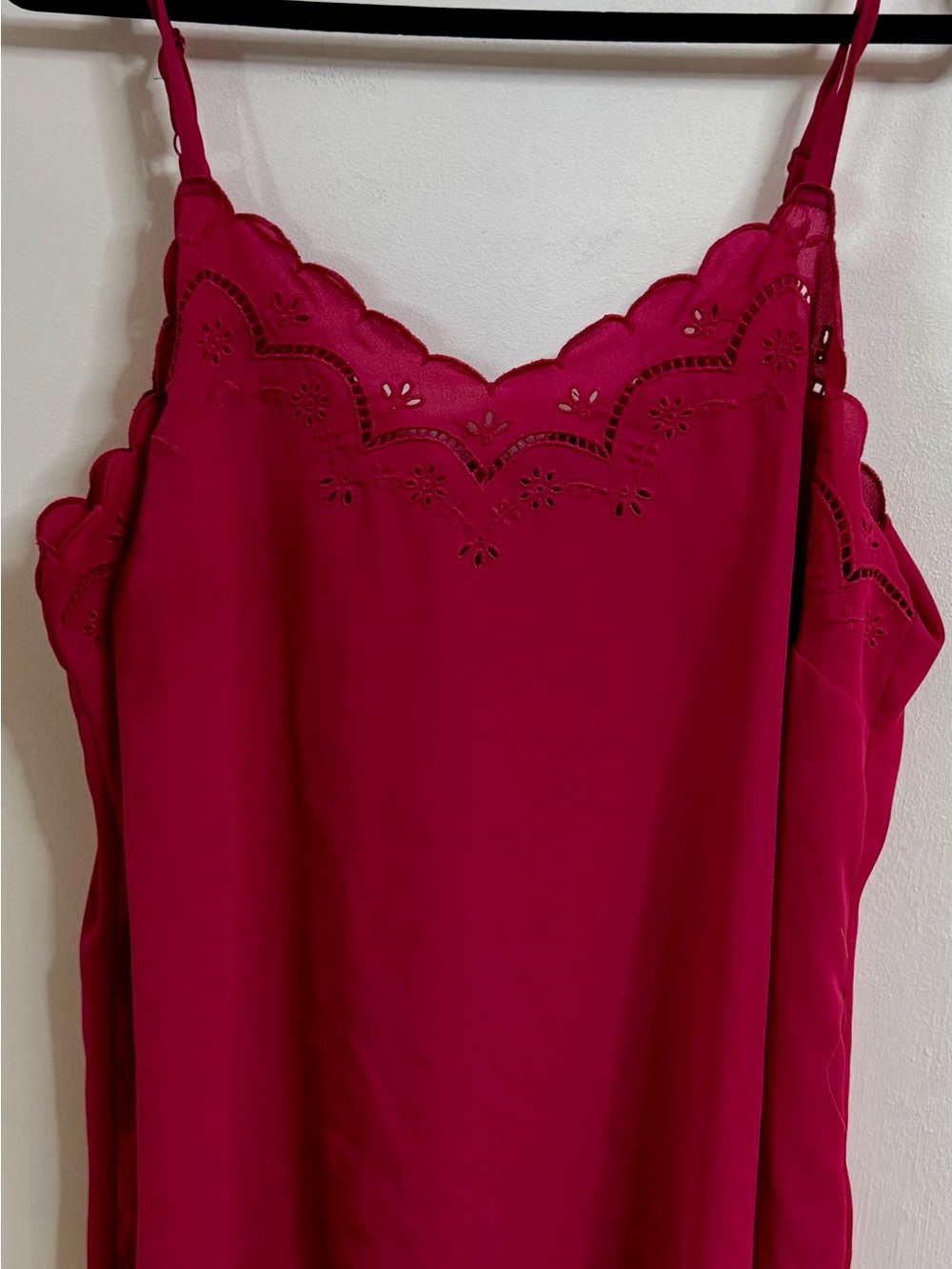 torrid Fuchsia Scalloped Lace Trim Camisole (Size: 1)